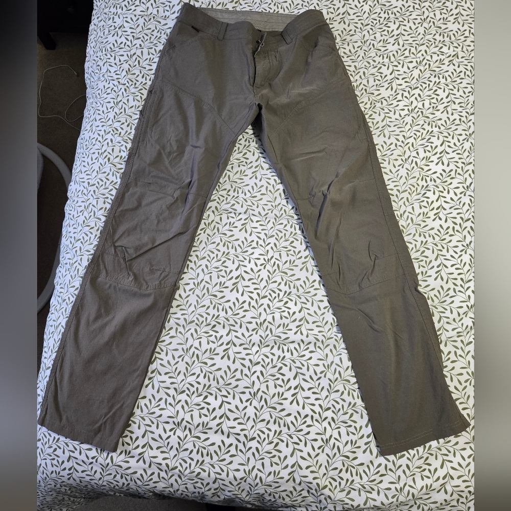 KÜHL Men's Utility Hiking Pants Taupe Brown Size 33x34 Gorpcore Outdoor